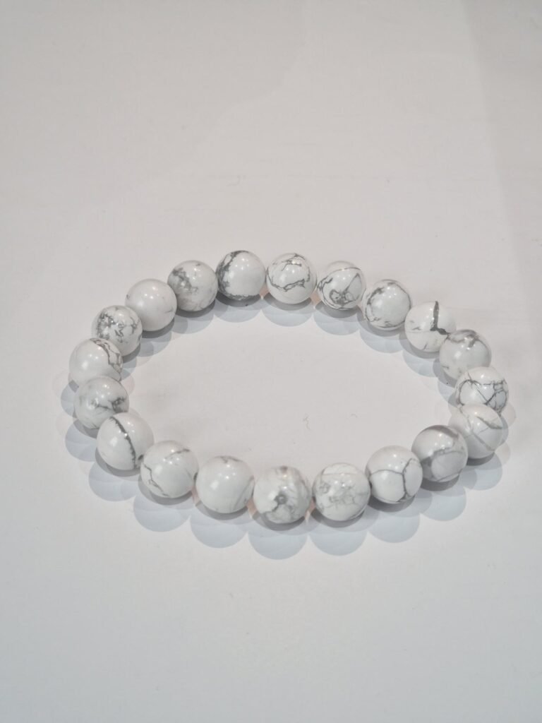 Bracelet d'Howlite 20251028 144318 768x1024