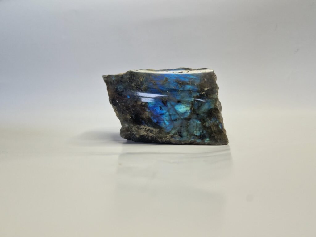 Labradorite Bleu Mystique